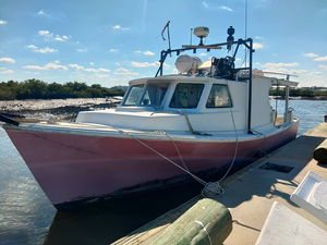 38ft Solid Fiberglass Snapper-Dive-Lobster  Boat - 16041